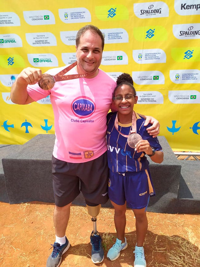 Equipe de handebol feminina capixaba conquista título nos Jogos Regionais  do Sudeste - FUEC