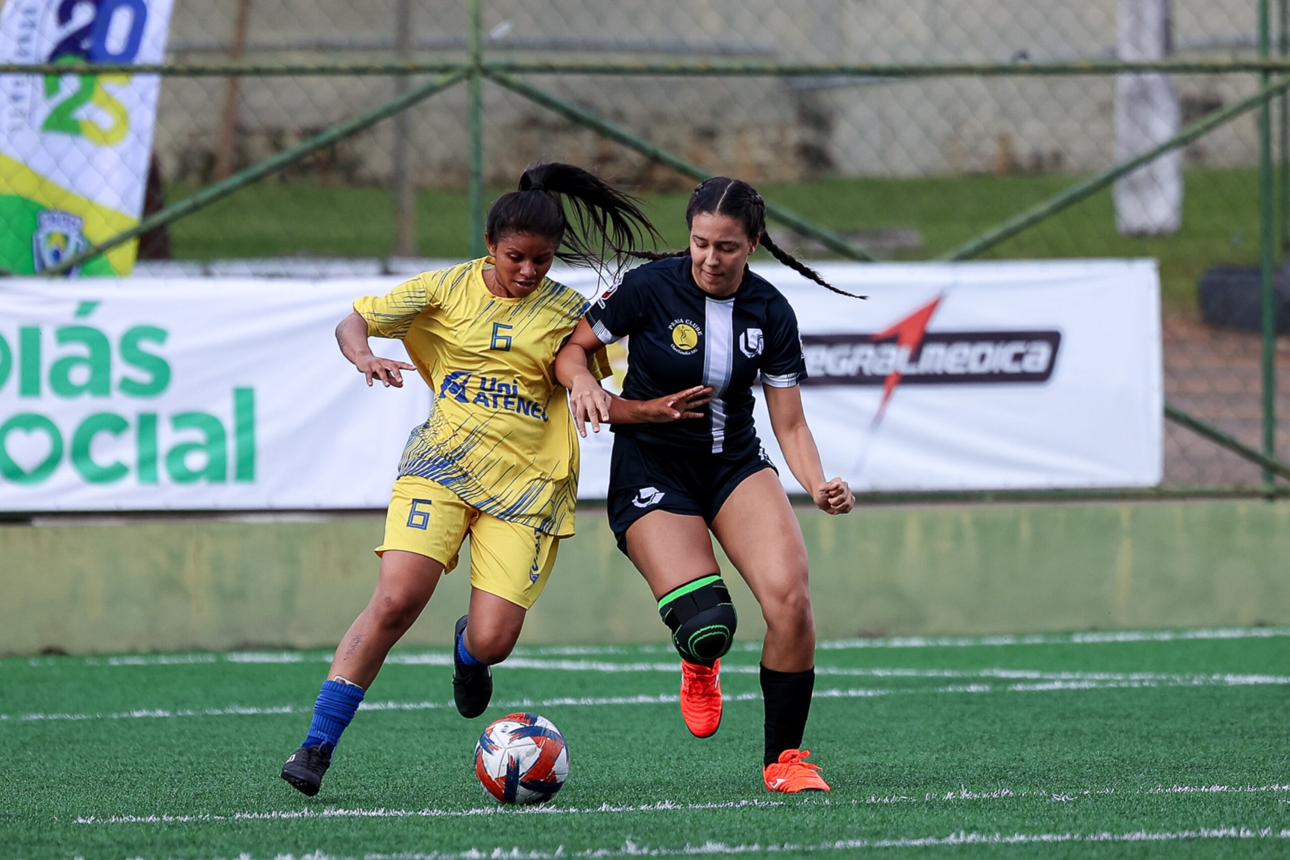 Mais de 50 atletas capixabas participam de competição de futebol universitário, em Aracaju